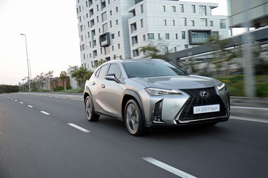  Lexus UX200 F-Sport 2019 года  (ZA) (фото 31 из 39)